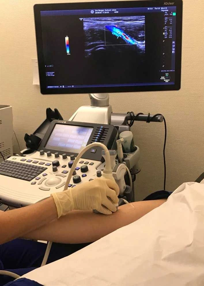 Échographie - Doppler · Clinique 10 Mars Casablanca