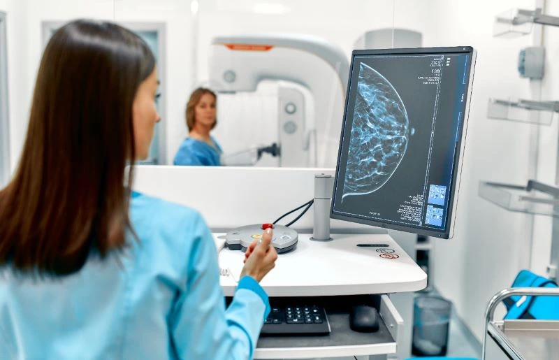 Mammographie numérique · Clinique 10 Mars Casablanca